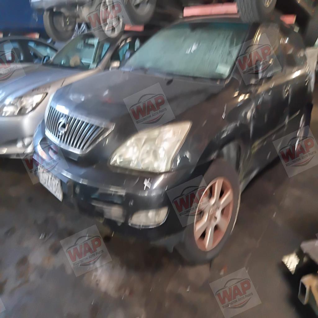 2004 Lexus RX330